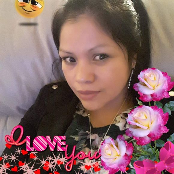 Meet your Posher, Mayra - Picture 1 of 1